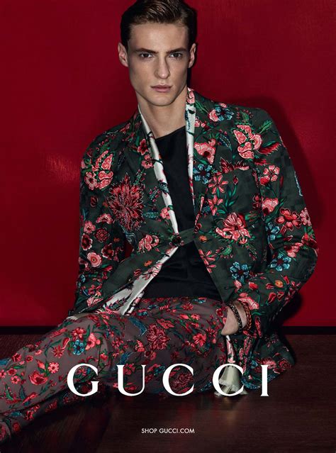 do models for gucci keep clothes|I am a Runway Model .